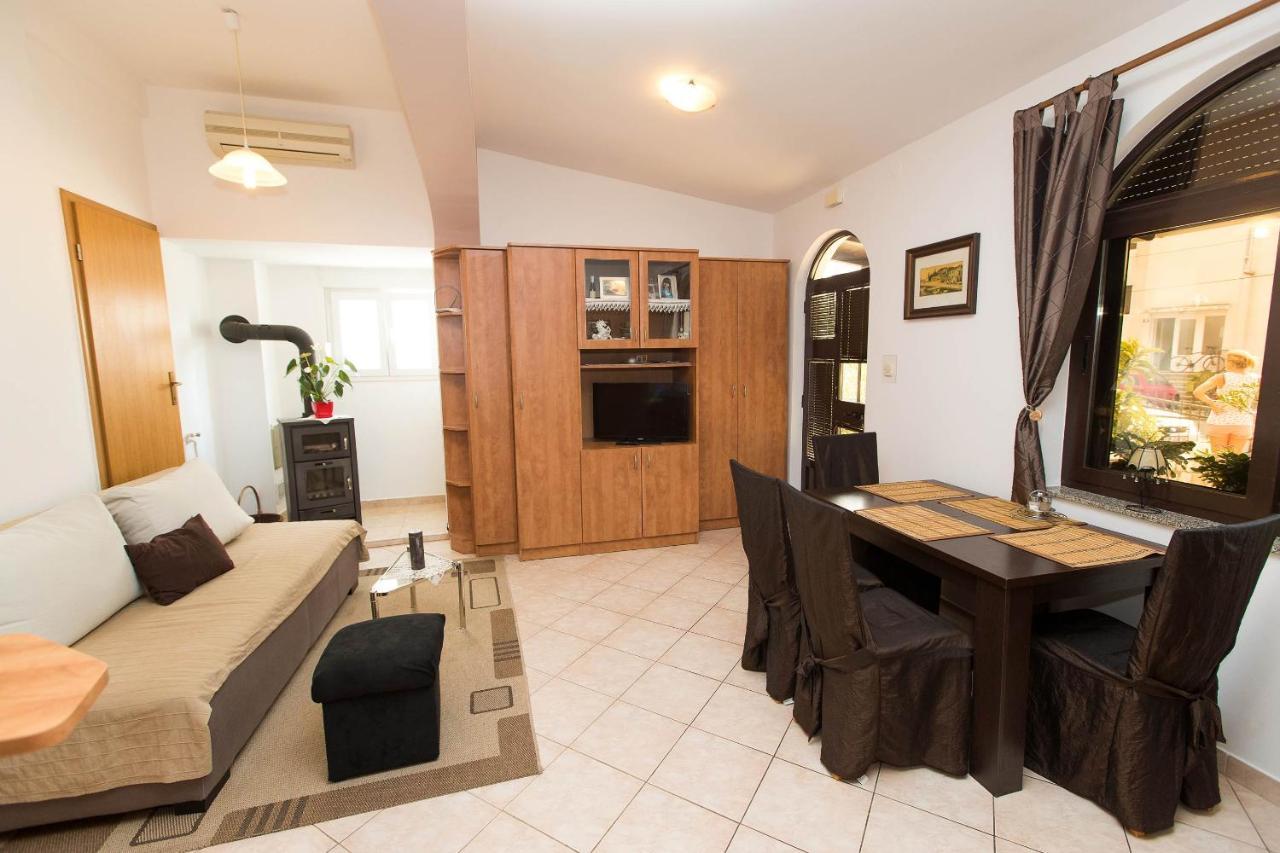 Apartmani Vera Цриквеница Экстерьер фото